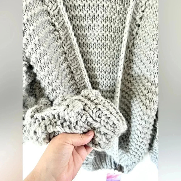 Chicwish Cuteness on Sleeves Light Grey Handmade Chunky Knit Open Front Cardigan - Picture 8 of 10